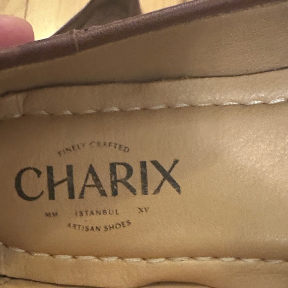 Charix Bordeaux Flats - Picture 2 of 8